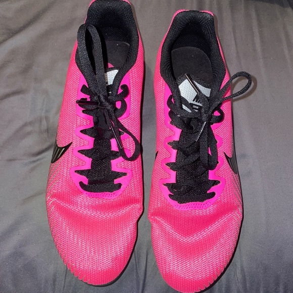 Nike track shoes - Picture 7 of 7